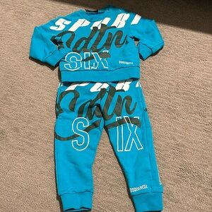 DSQUARED2 matching set